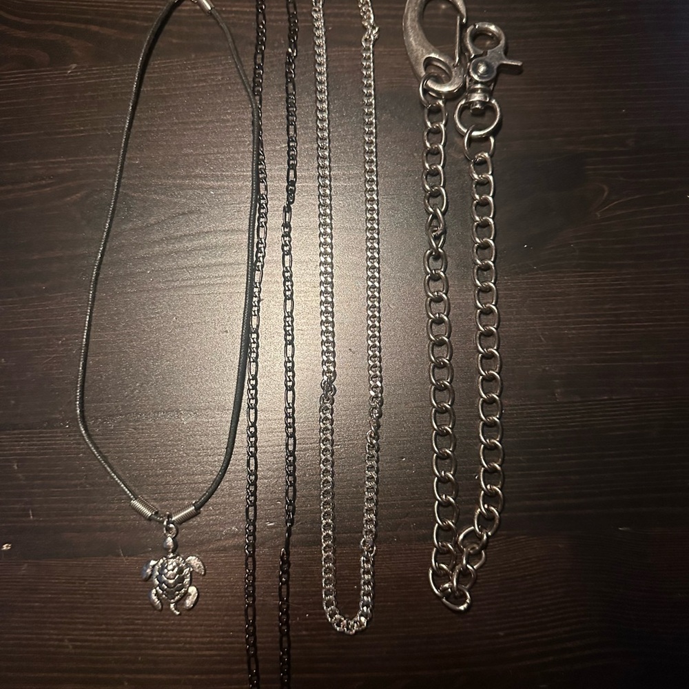 Silver and Black Men’s jewelry lot